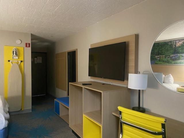 Days Inn By Wyndham Scranton Pa Dickson City Exterior photo